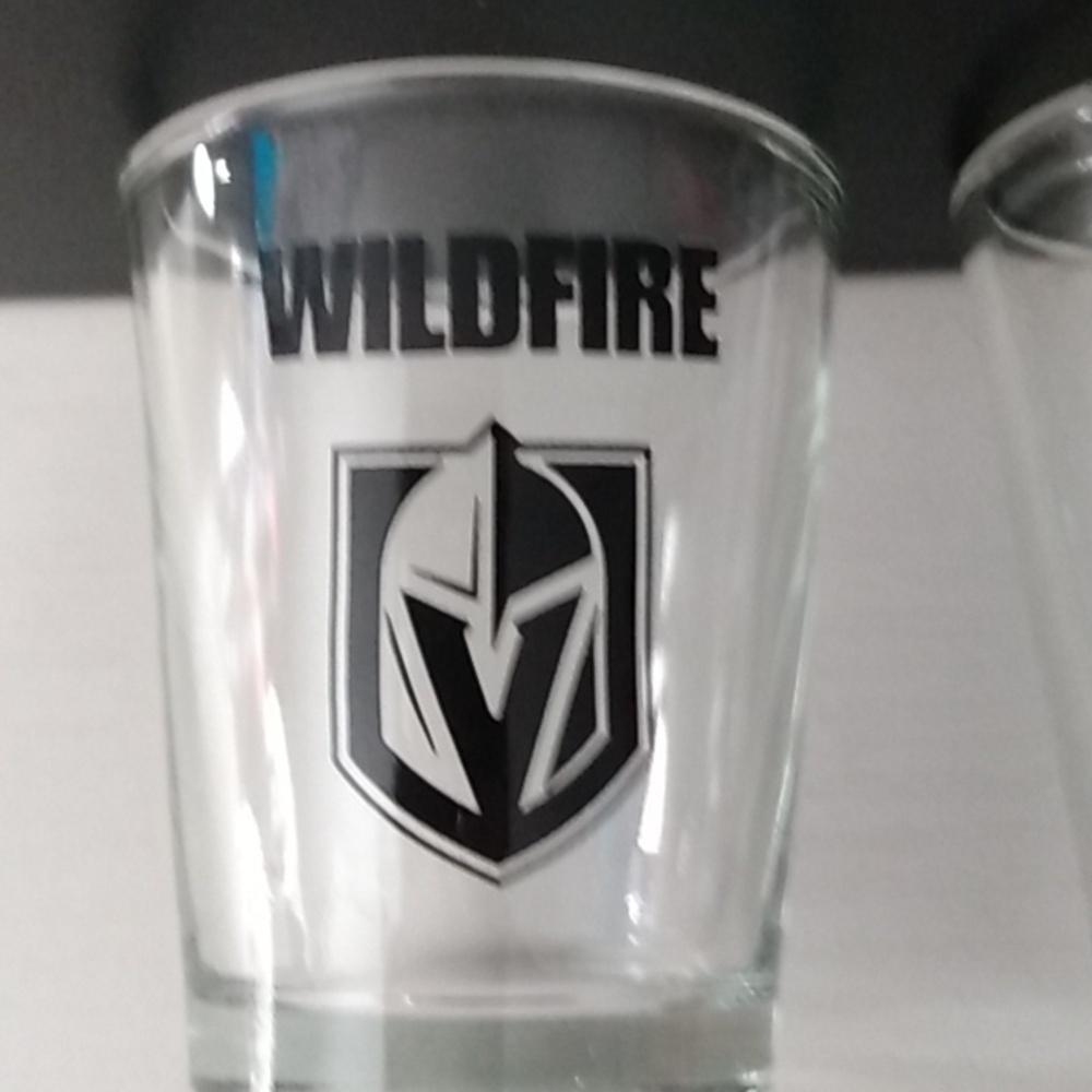 Vegas Golden Knights Shot Glasses – Set – Wildfire‎